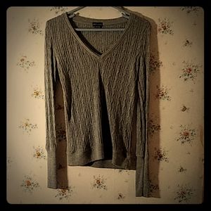 Pullover sweater